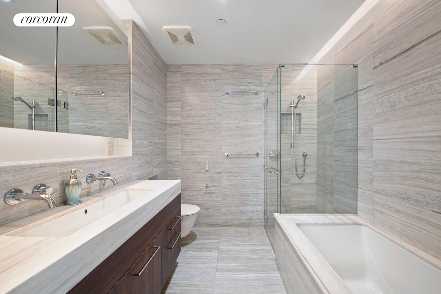 #13 photo, 219 HUDSON Street, マンハッタン Hudson Square , NY 10013