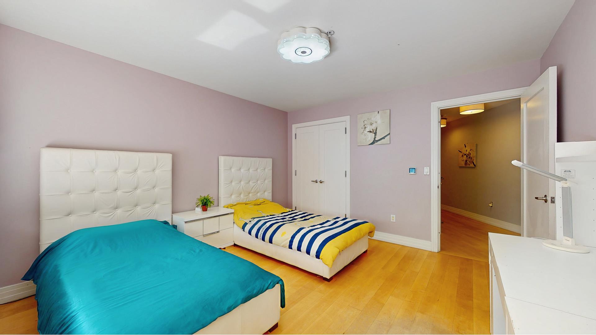 #18 photo, 64-05 YELLOWSTONE Boulevard, クイーンズ区 Forest Hills , NY 11375