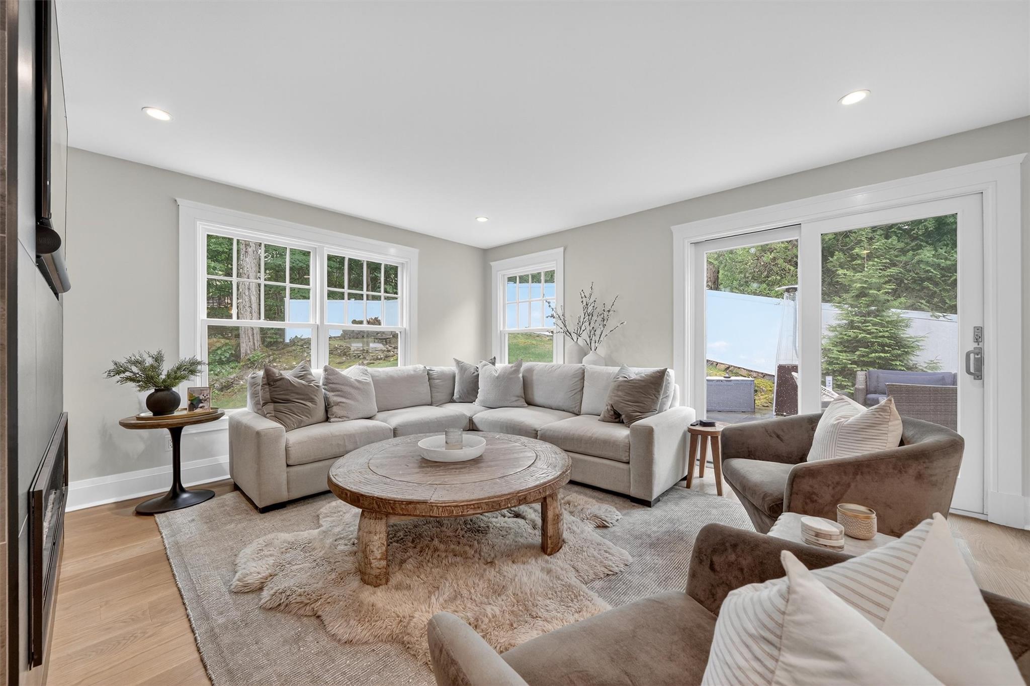 #6 photo, 29 Cedar Lane, Pleasantville , NY 10570