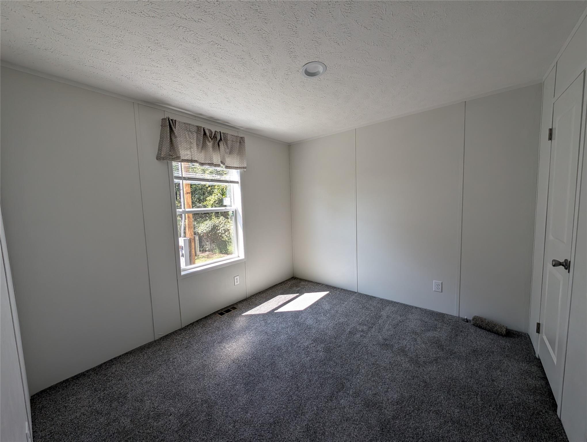 #13 photo, 11 Square Hill Road, New Windsor , NY 12553