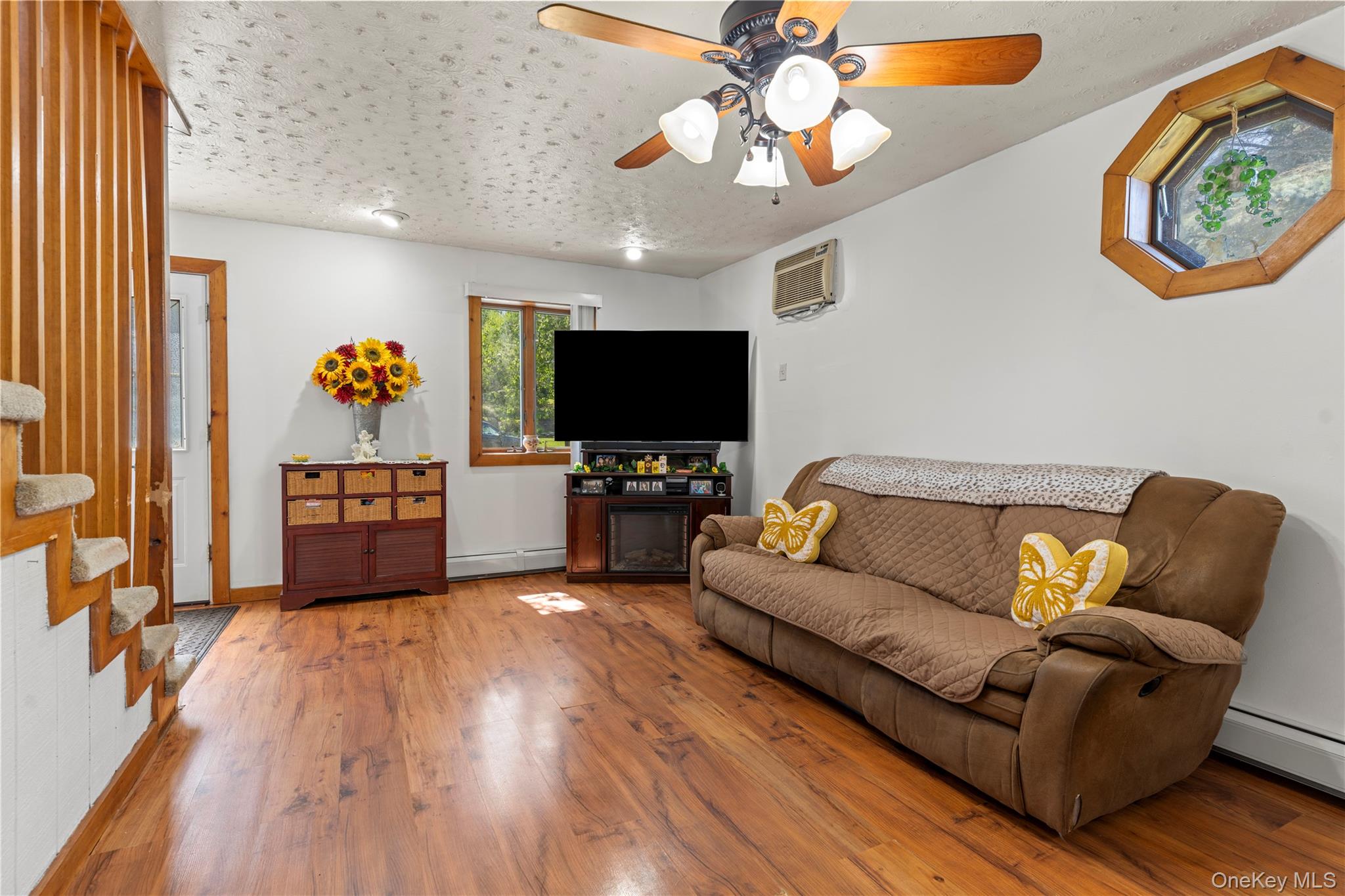 #5 photo, 578 South Street, Plattekill , NY 12528