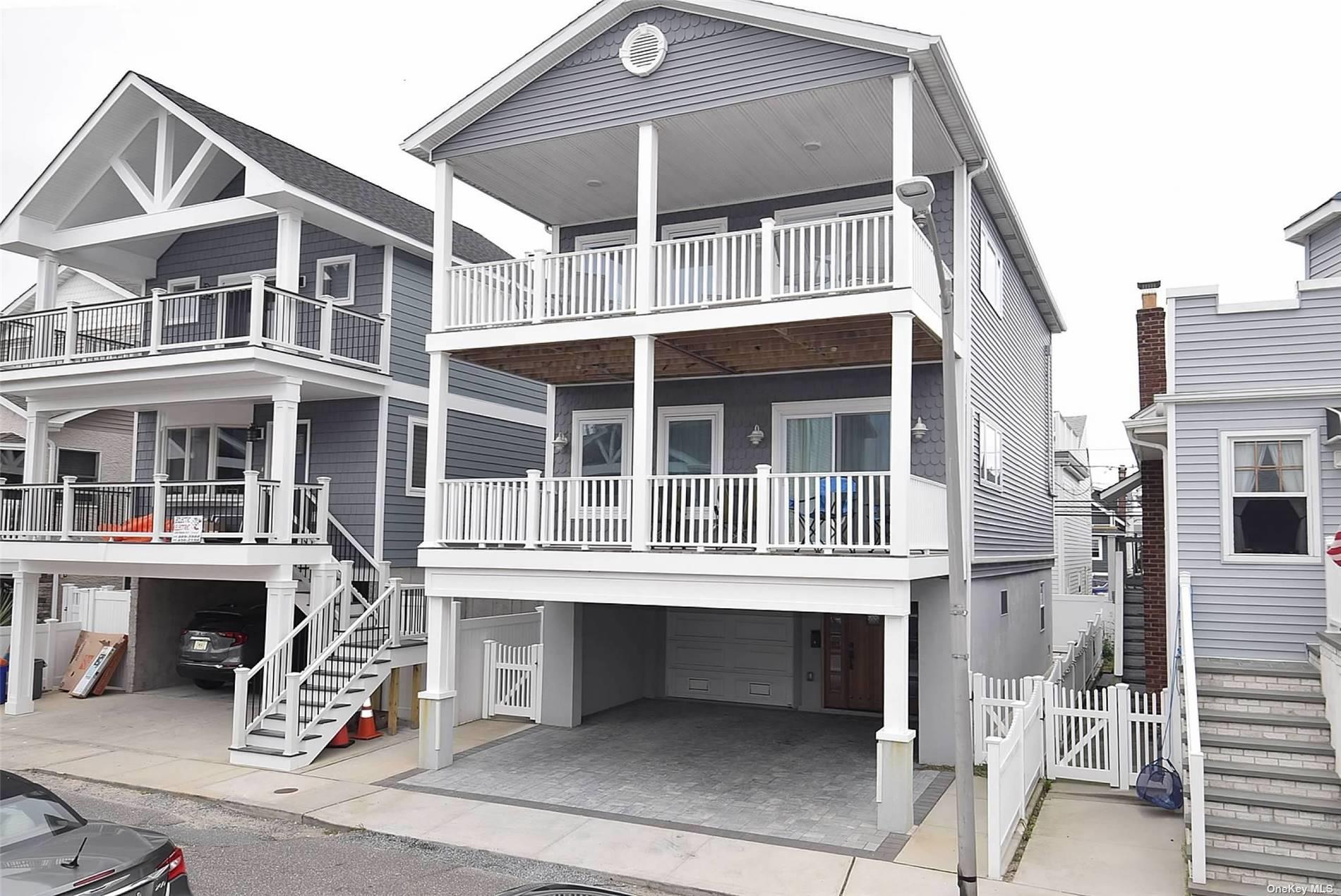 #1 photo, 31 Florida Street, 長島 長灘 Long Beach , NY 11561