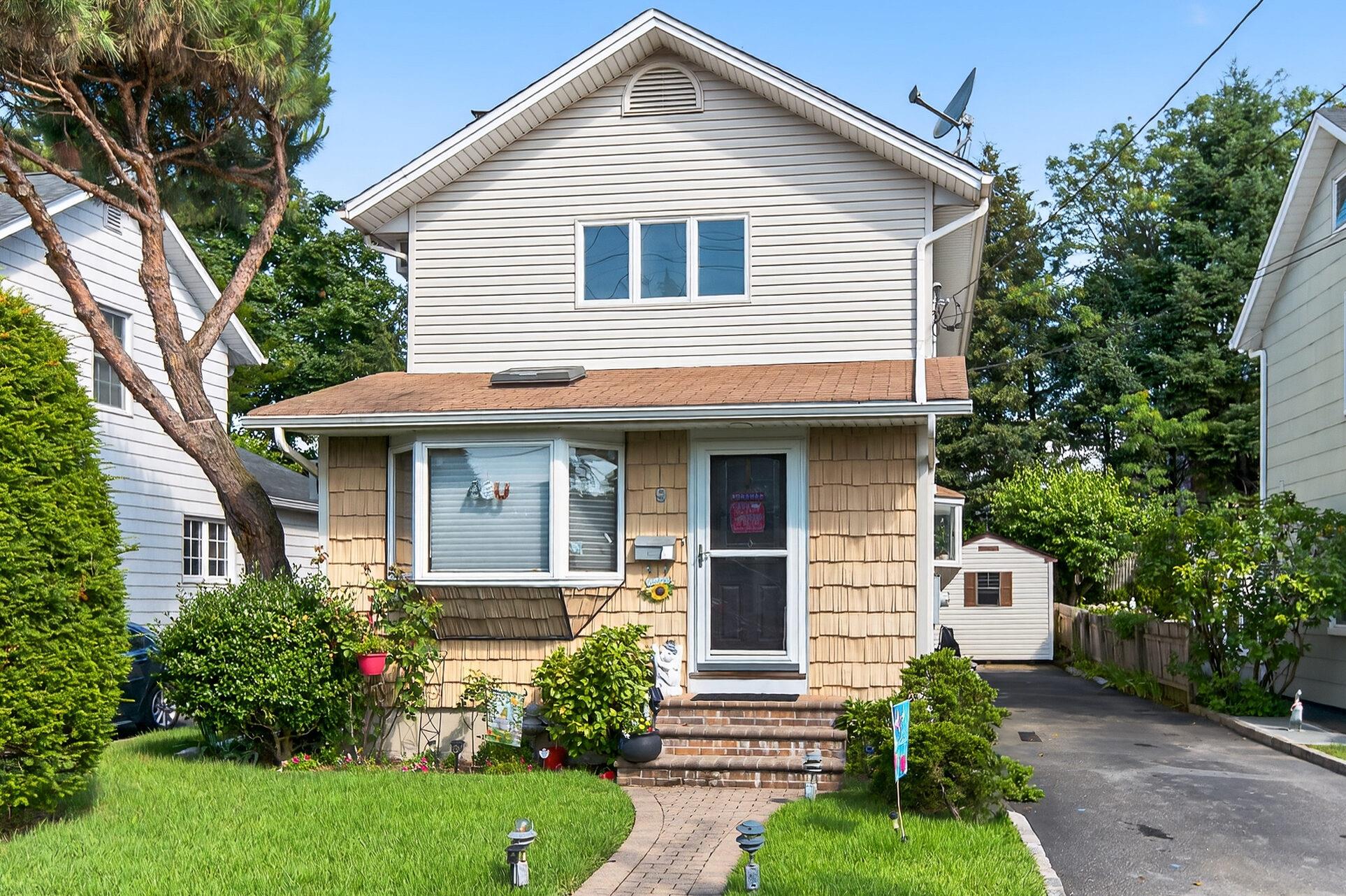 #1 photo, 9 Smull Place, 長島 華盛頓港 Port Washington , NY 11050