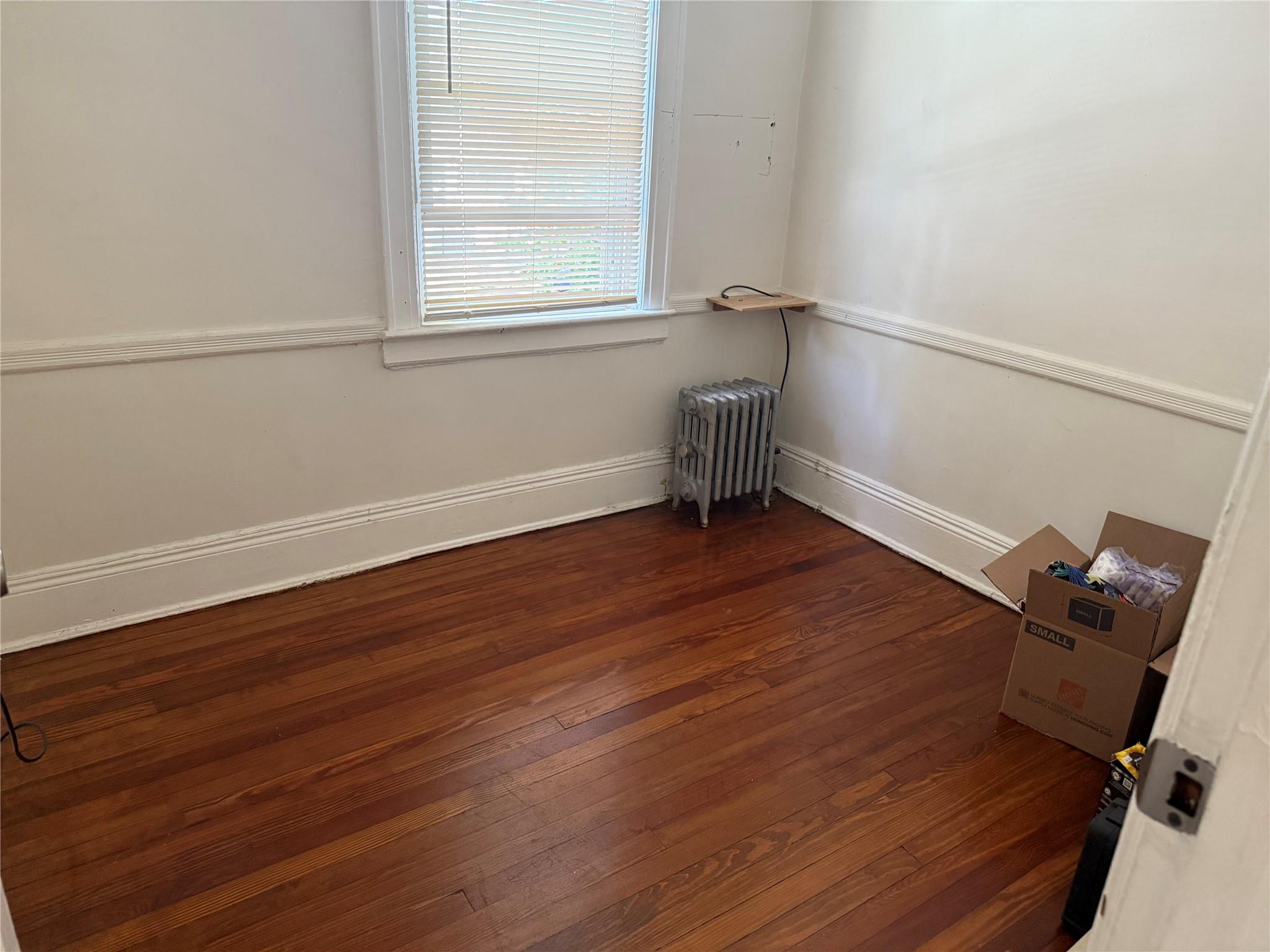 #2 photo, 19022 111th Road, クイーンズ区 Saint Albans , NY 11412