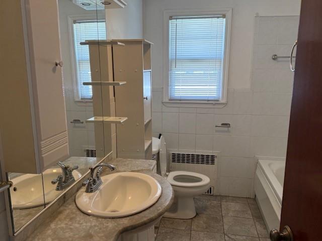 #6 photo, 624 Adams Avenue, سوفولك Lindenhurst , NY 11757