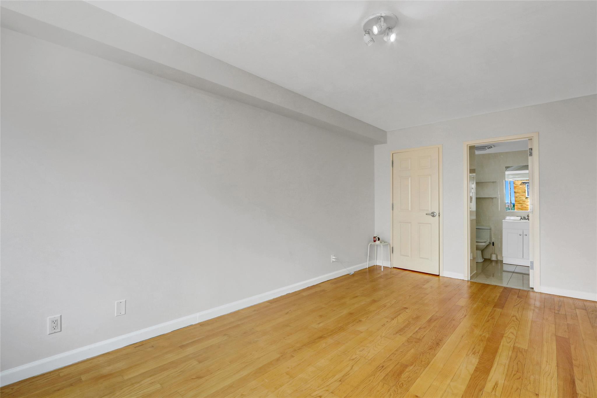 #15 photo, 4317 Union Street, クイーンズ区 Flushing , NY 11355