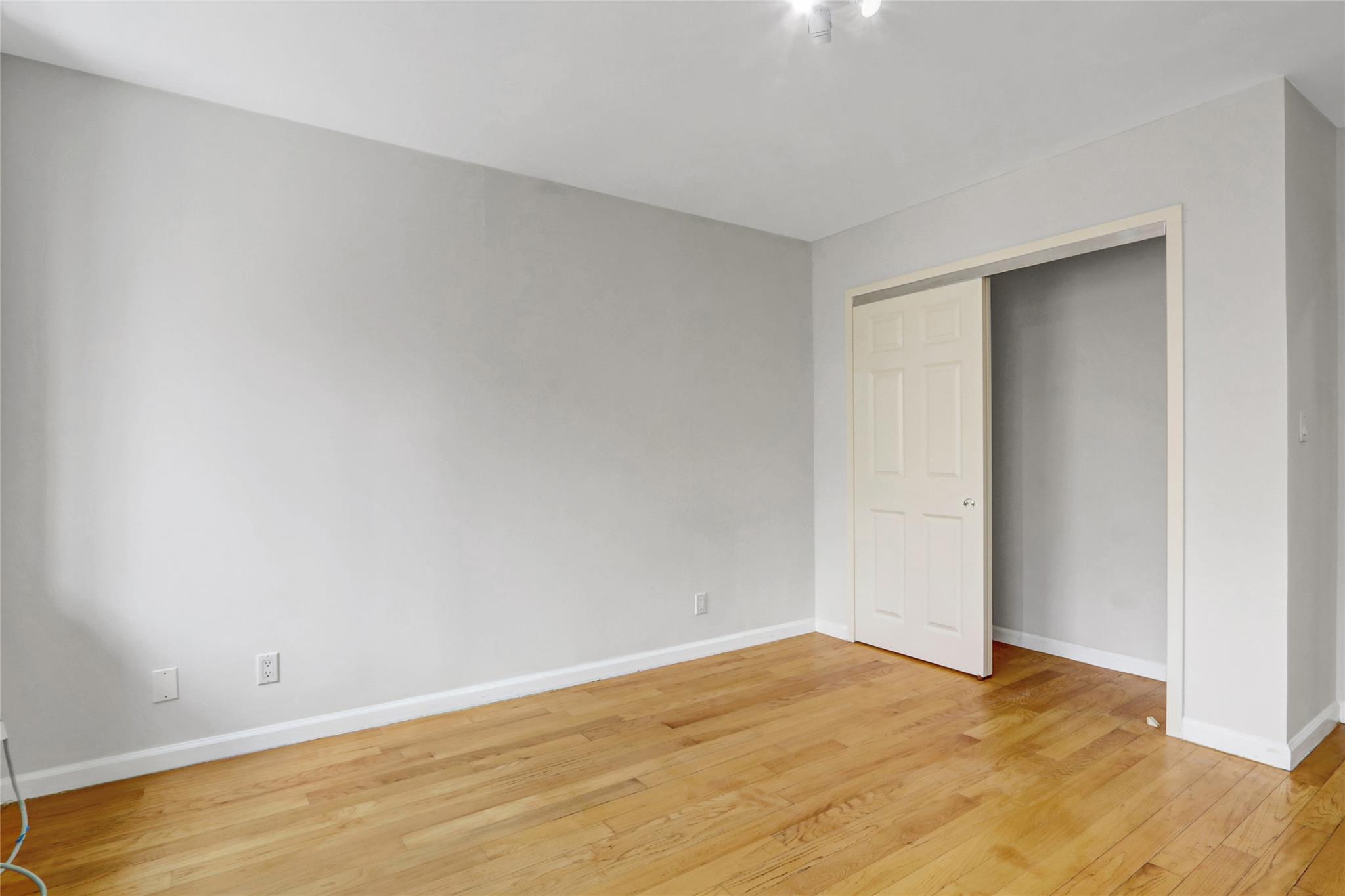 #16 photo, 4317 Union Street, クイーンズ区 Flushing , NY 11355