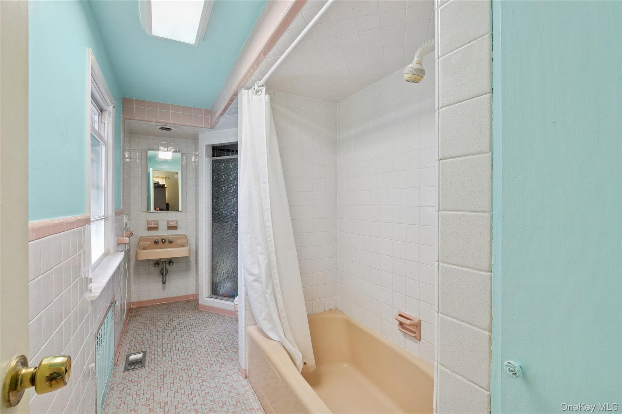 #15 photo, 457 Secatogue Avenue, ナッソー郡 Farmingdale , NY 11735