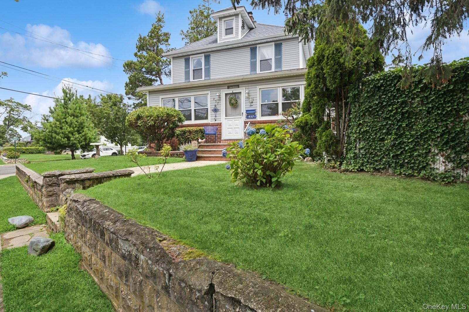 #4 photo, 457 Secatogue Avenue, ナッソー郡 Farmingdale , NY 11735