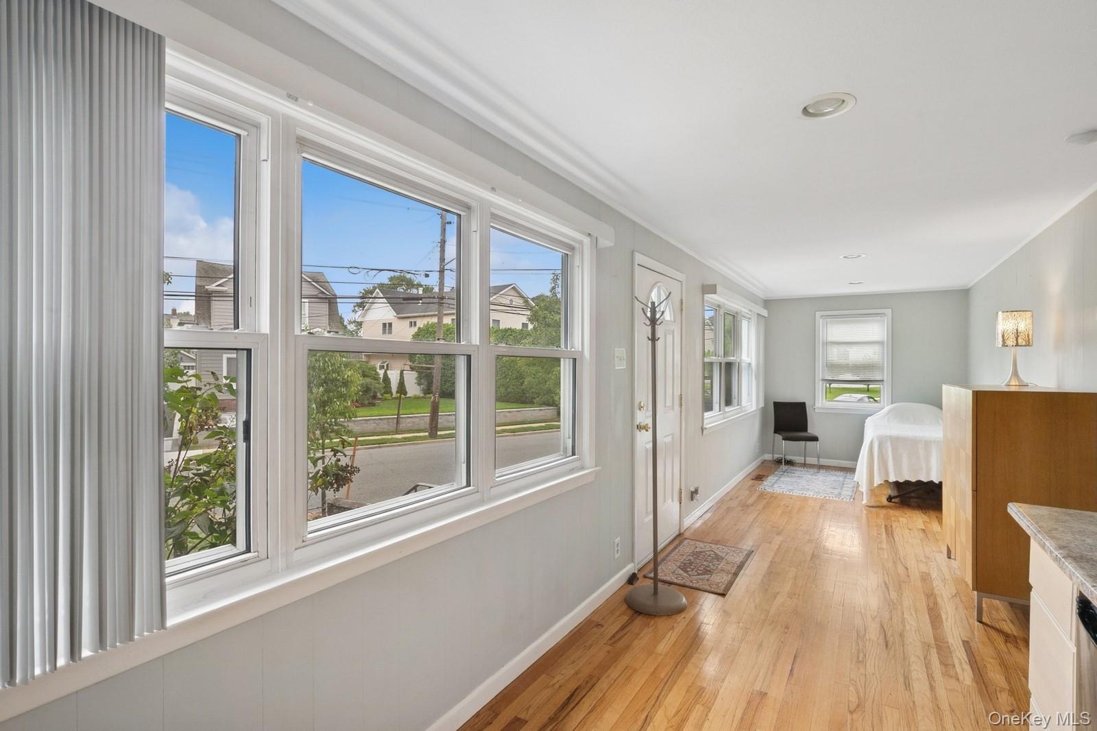 #5 photo, 457 Secatogue Avenue, ナッソー郡 Farmingdale , NY 11735