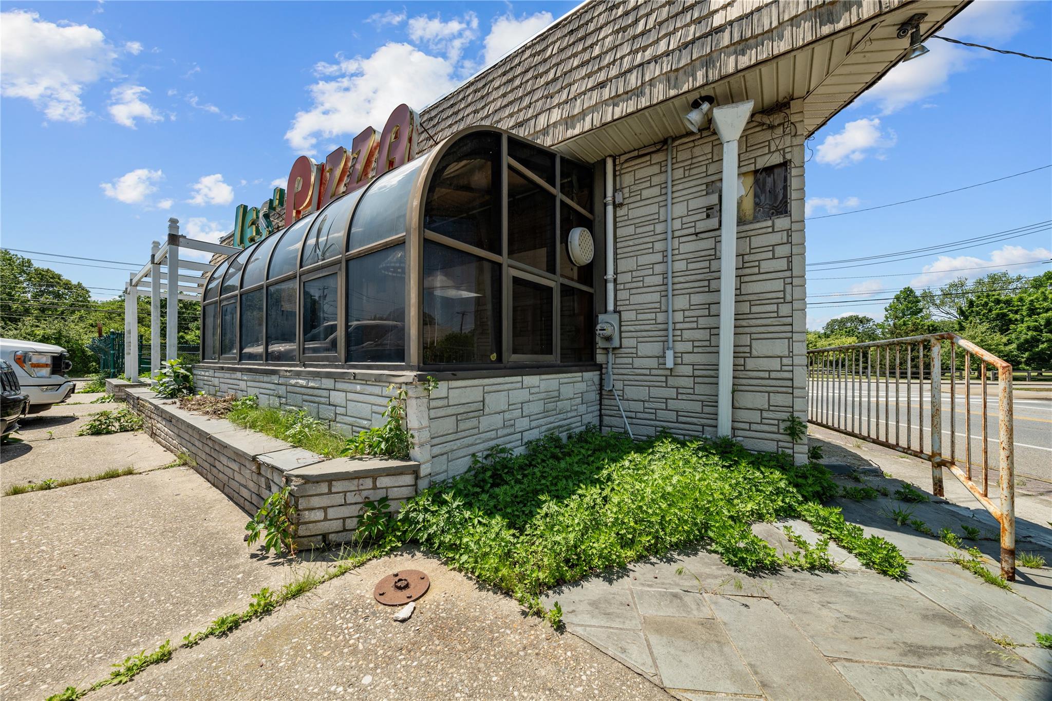 #3 photo, 15 S Country Road, サフォーク郡 East Patchogue , NY 11772