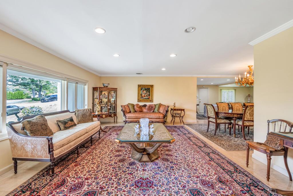 #9 photo, 75 Greenleaf Hill, Great Neck , NY 11023