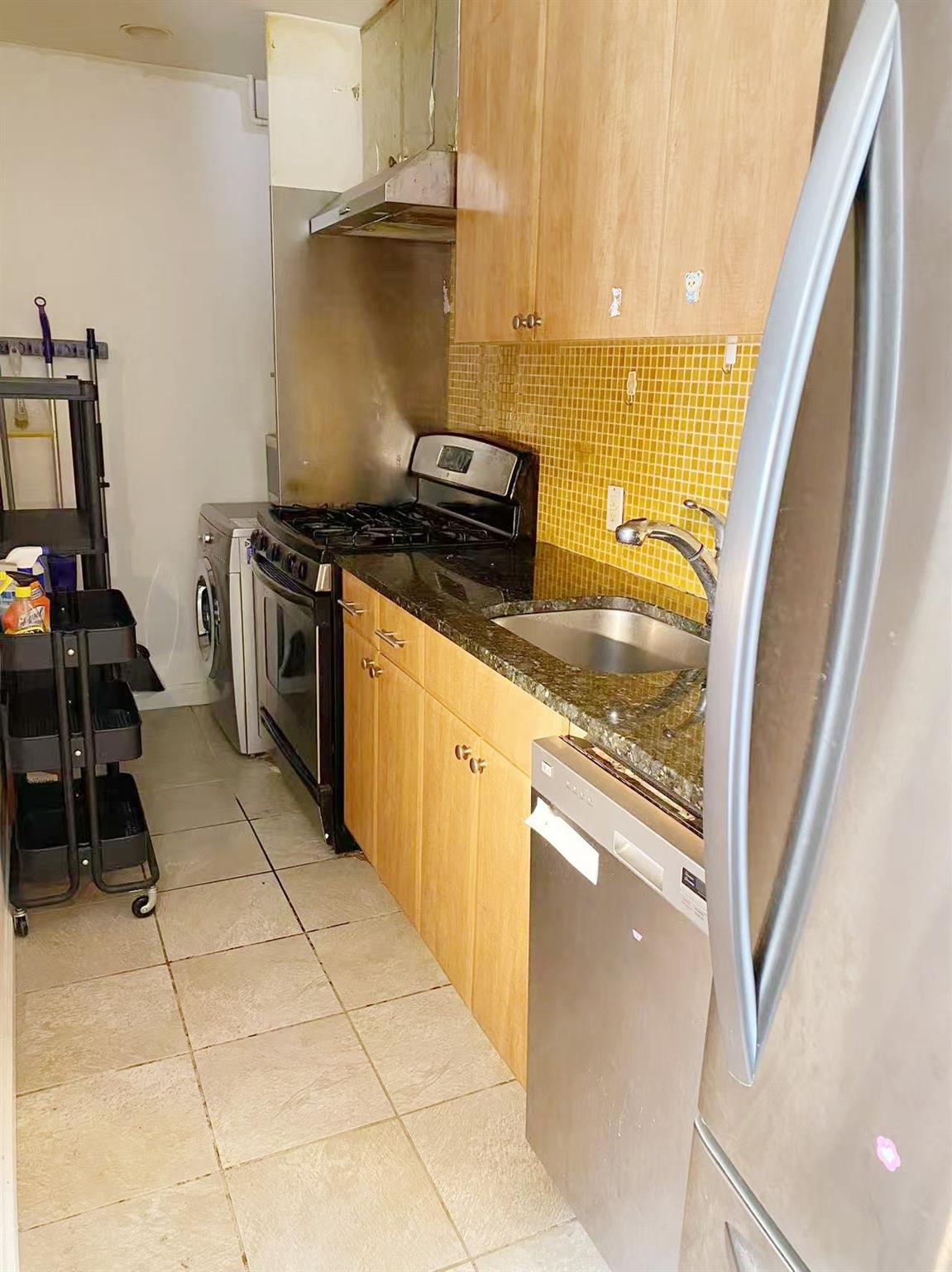 #4 photo, 3138 137th Street, クイーンズ区 Flushing , NY 11354