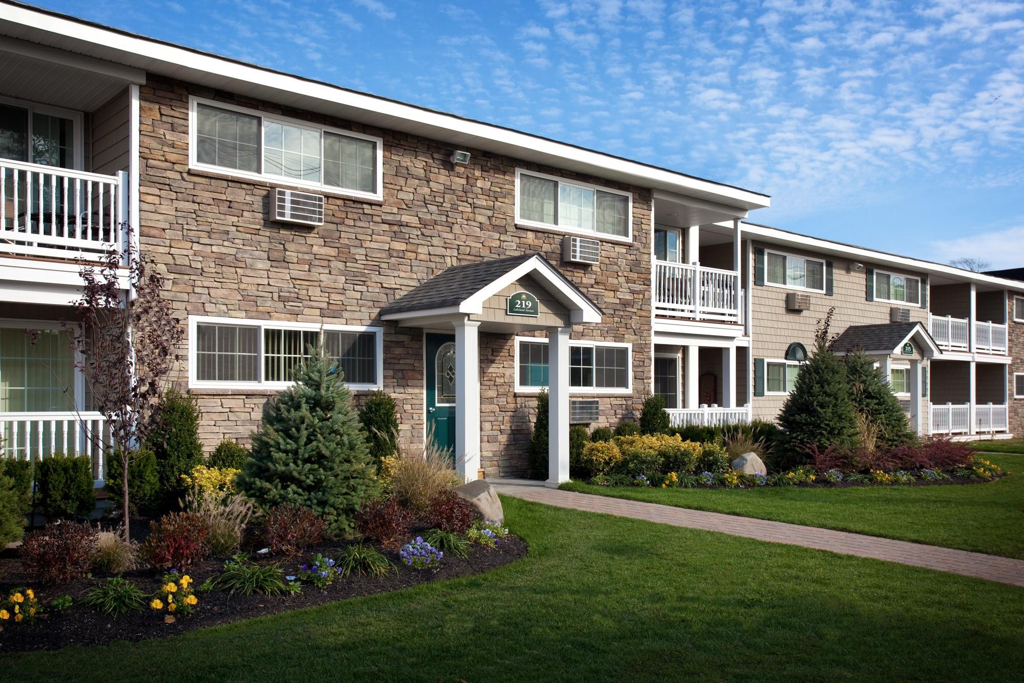 #1 photo, 40 Johnson Avenue, 東長島 Sayville , NY 11782
