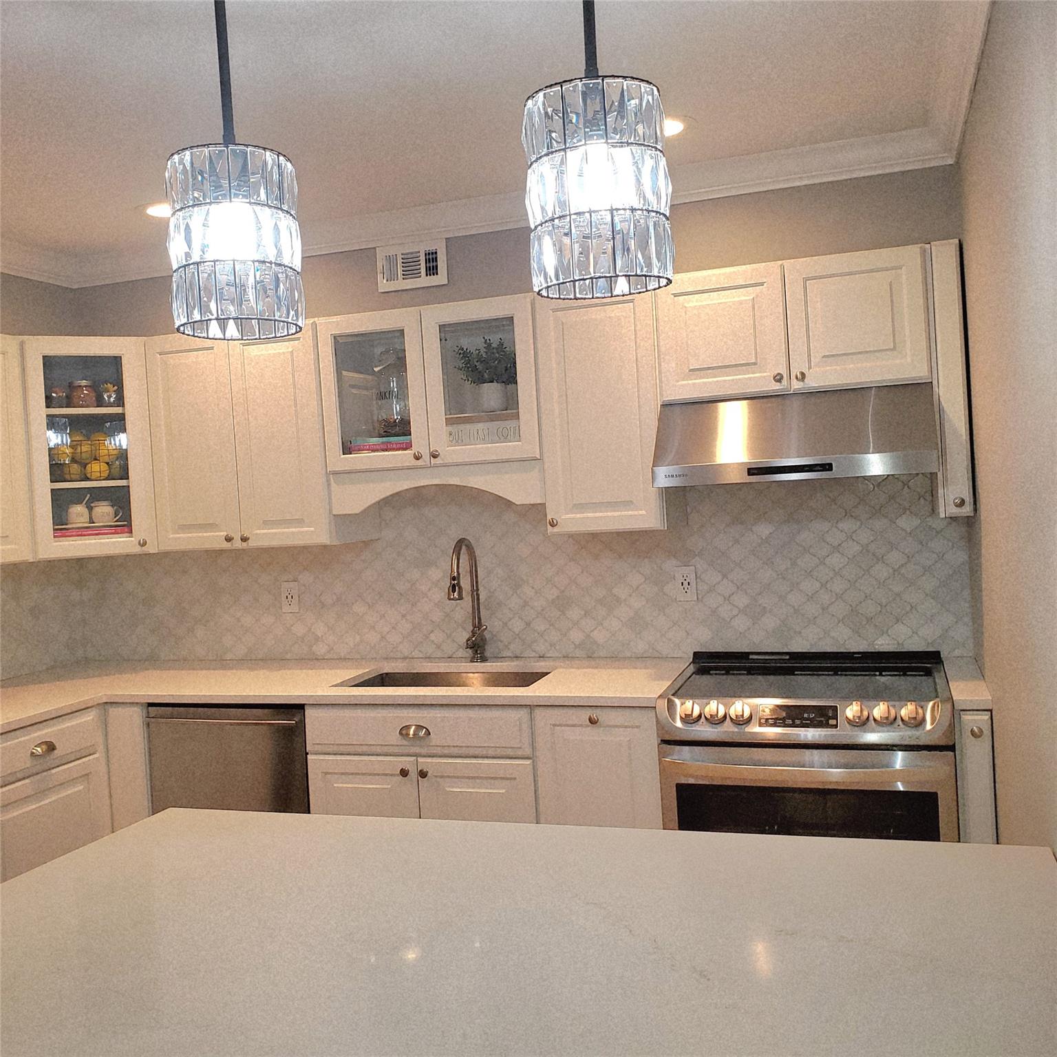 #1 photo, 109 Aspen Drive, 長島 Woodbury , NY 11797