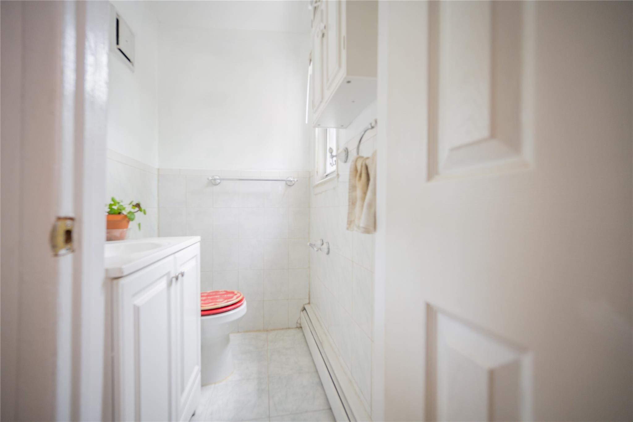 #8 photo, 59-38 Xenia Street, クイーンズ区 Corona , NY 11368