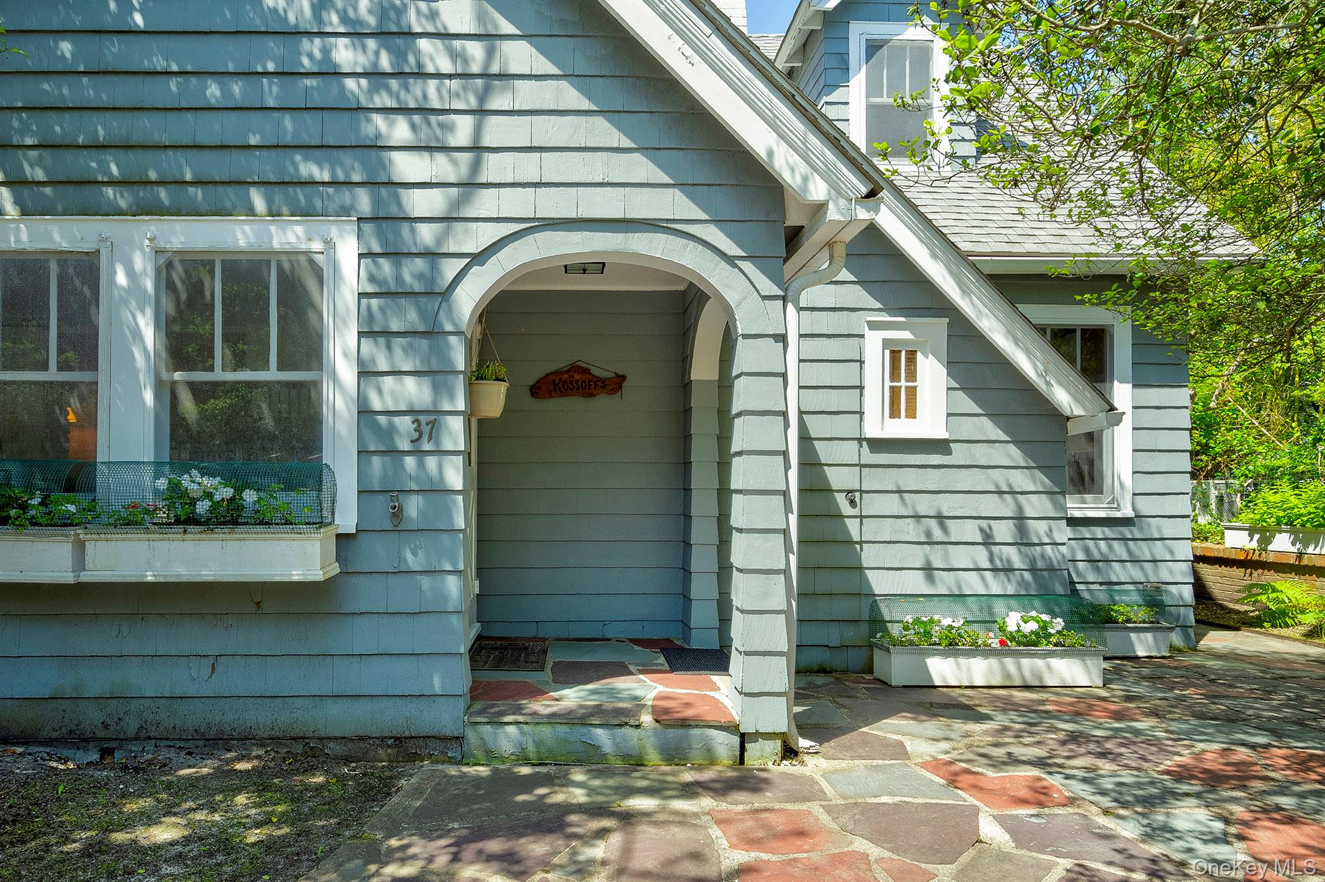 #3 photo, 37 Duneway Avenue, サフォーク郡 Seaview , NY 11770