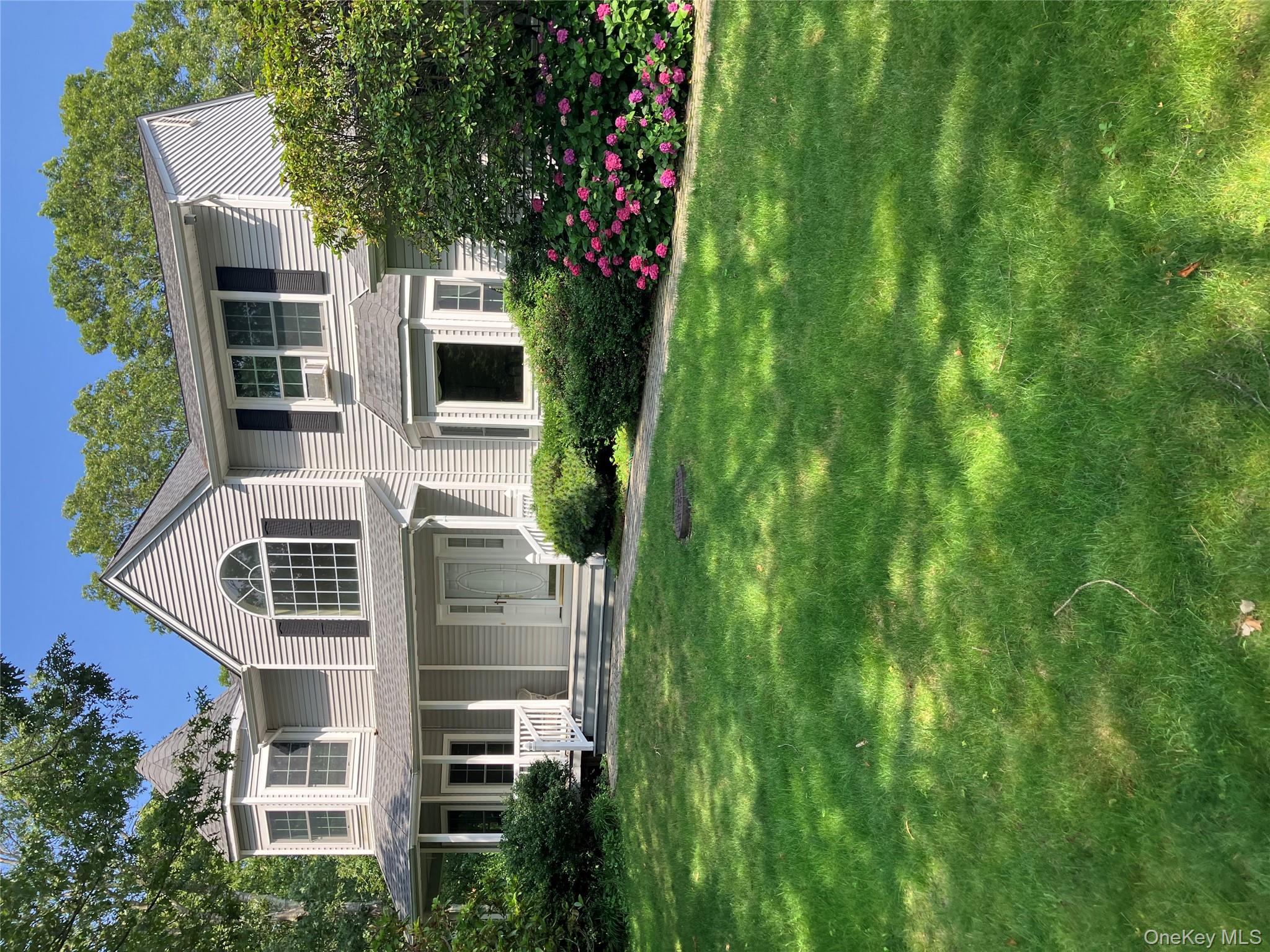 #1 photo, 9 Silas Woods Road, Manorville , NY 11949