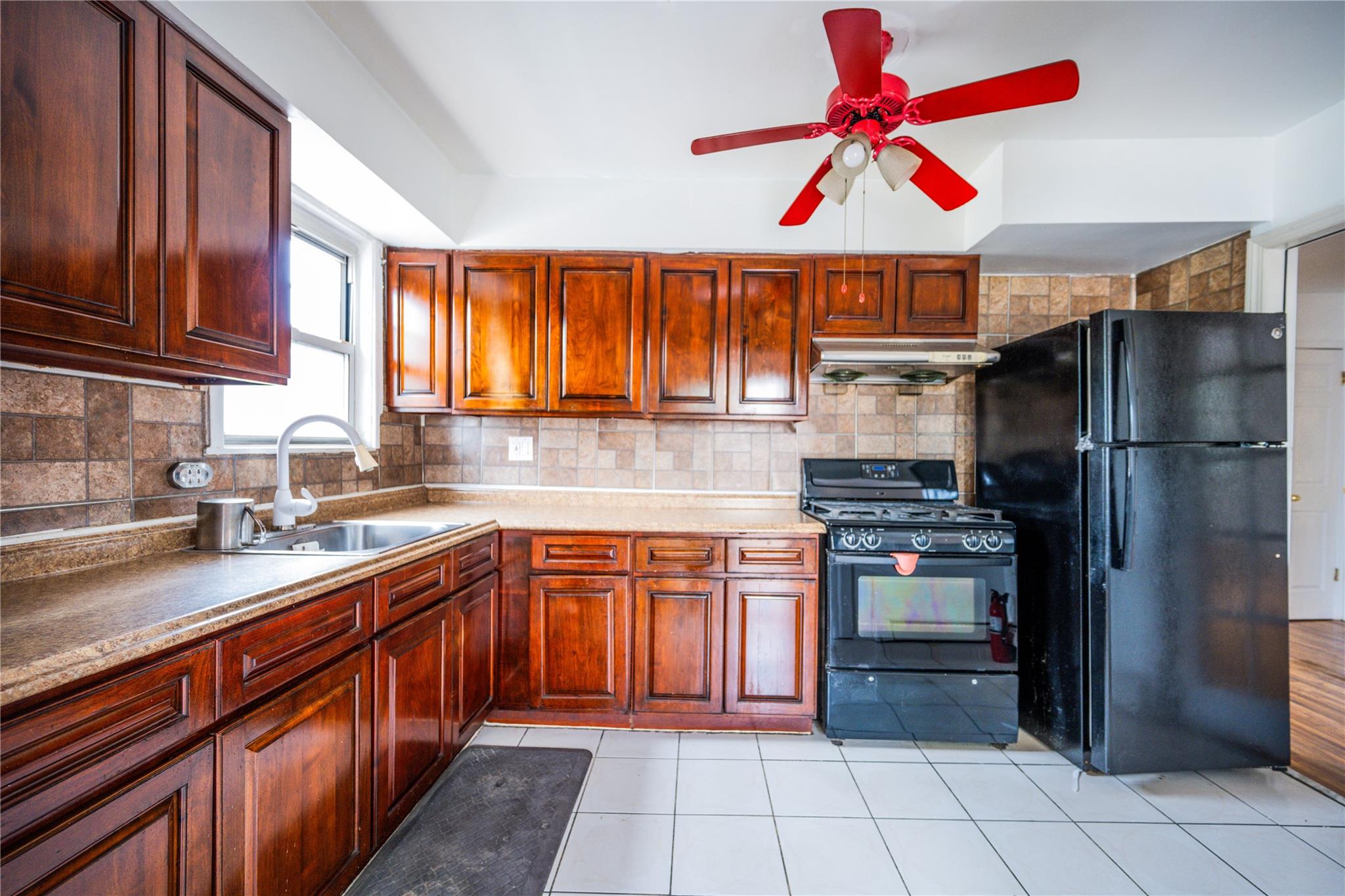 #7 photo, 59-38 Xenia Street, クイーンズ区 Corona , NY 11368