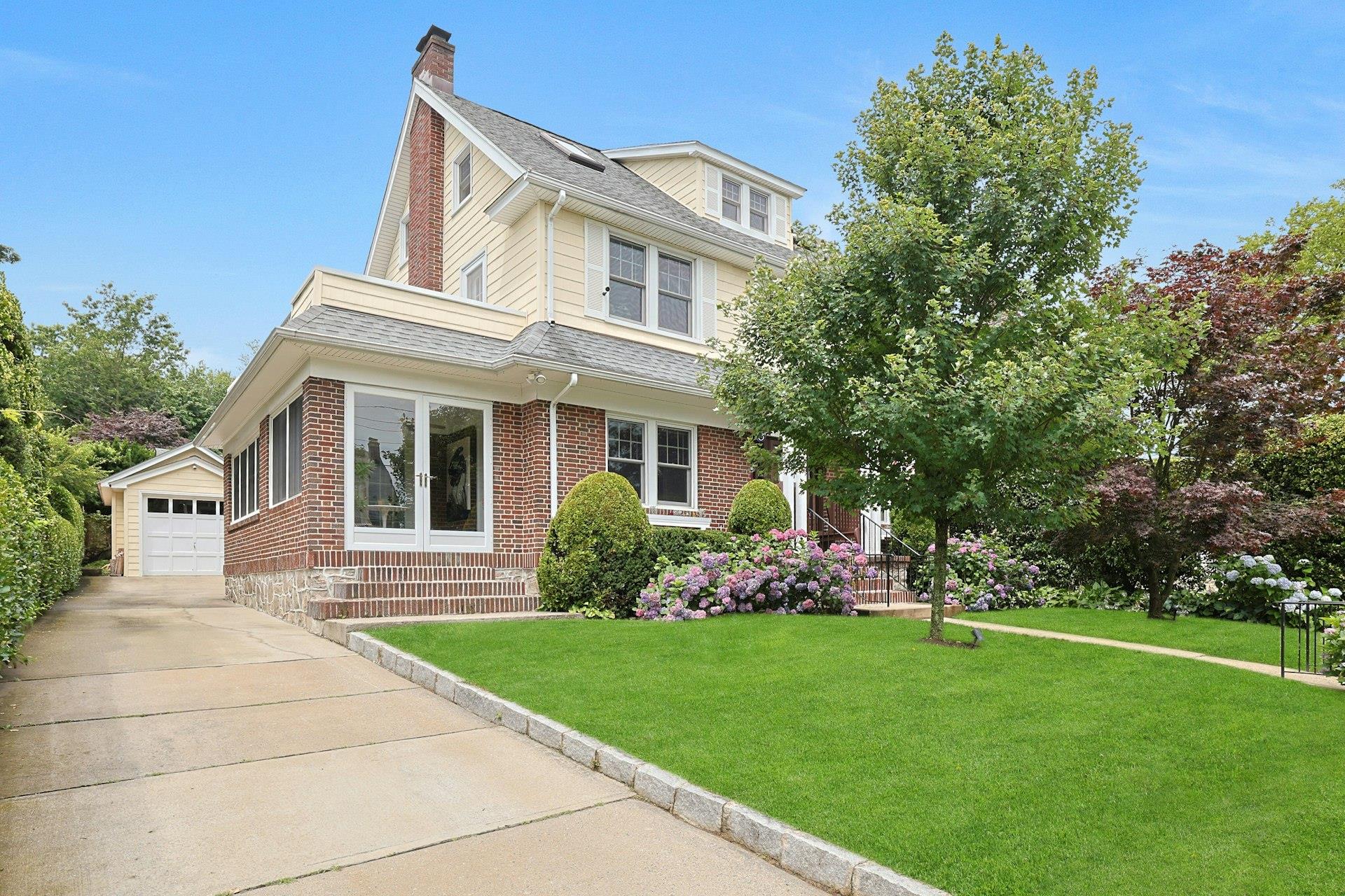 #1 photo, 48 Faneuil Place, New Rochelle , NY 10801