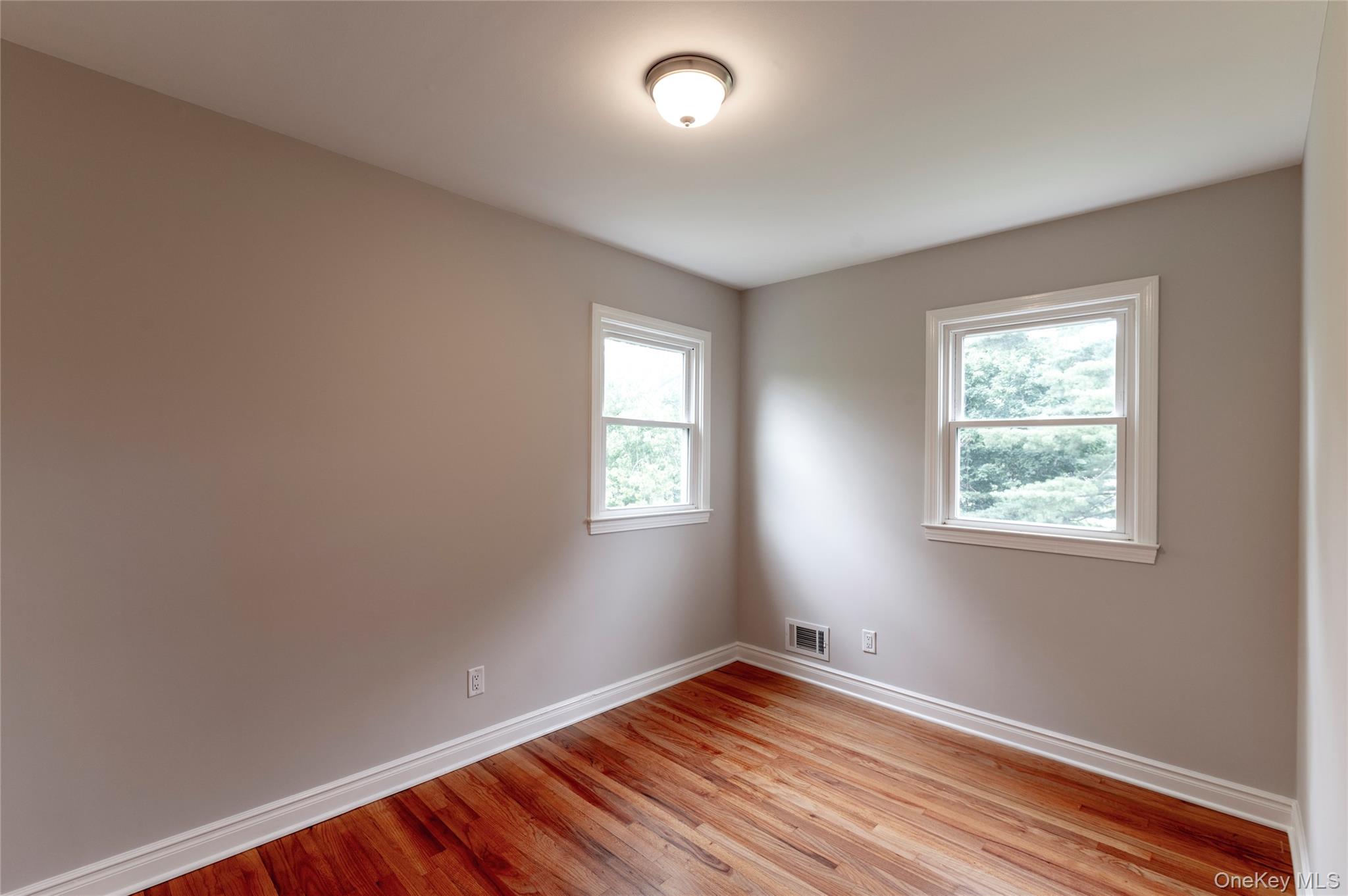 #20 photo, 2 Jean Lane, New City , NY 10956