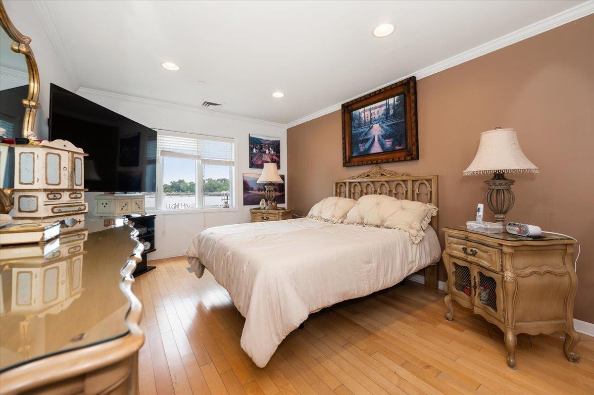 #13 photo, 600 Clarence Avenue, ブロンクス区 Bronx , NY 10465