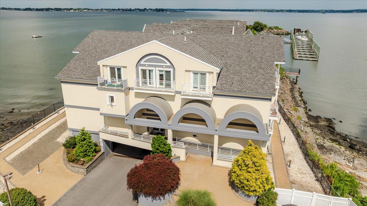 #3 photo, 600 Clarence Avenue, ブロンクス区 Bronx , NY 10465