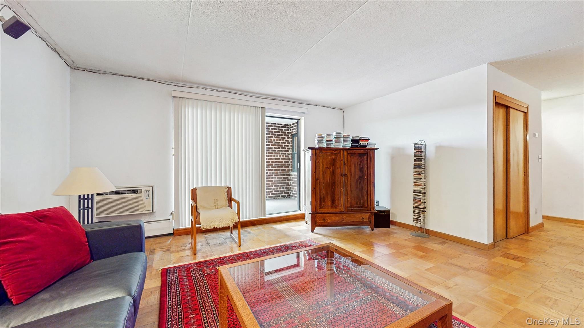 #6 photo, 100 Diplomat Drive, Mount Kisco , NY 10549