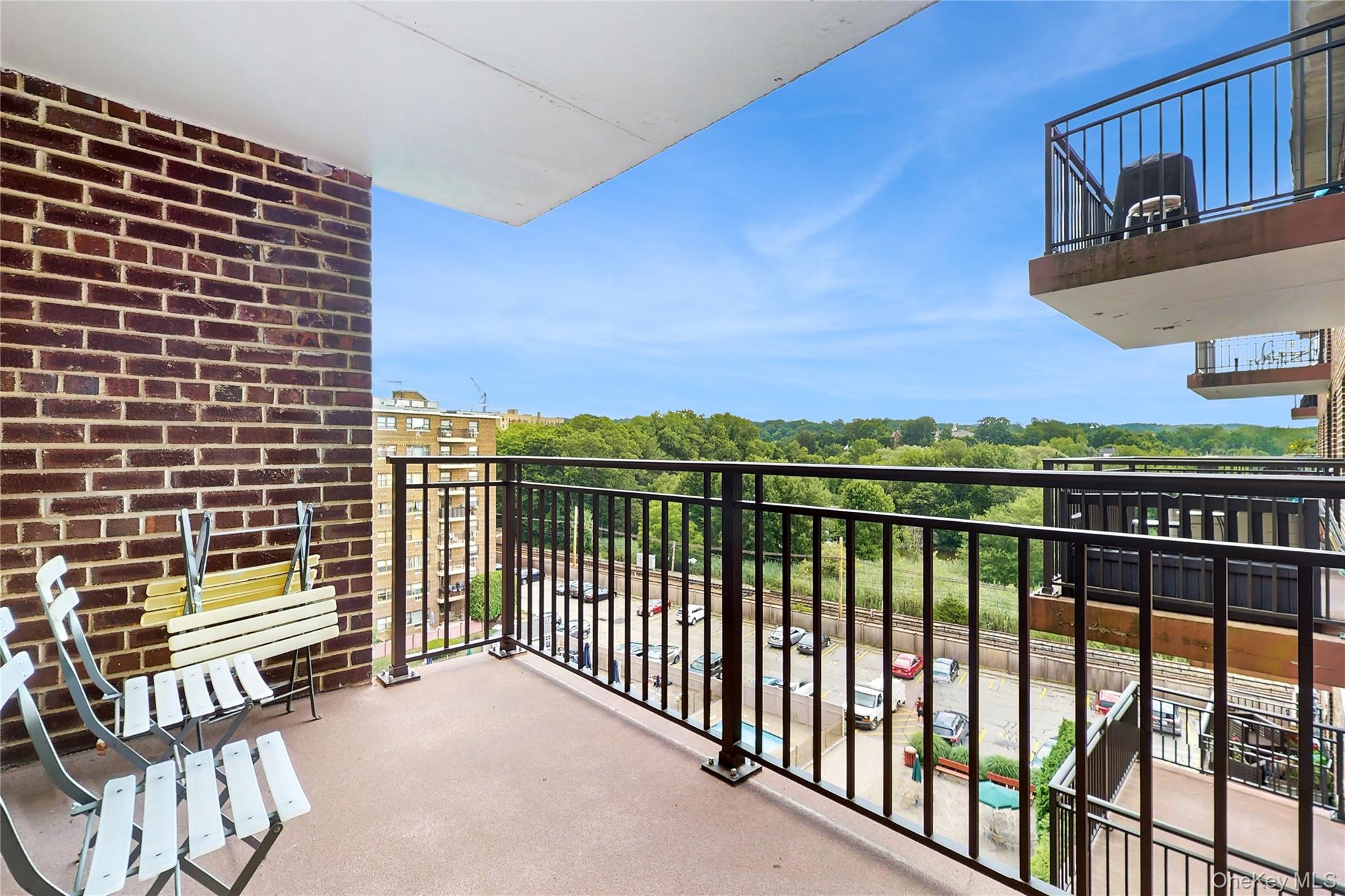 #7 photo, 100 Diplomat Drive, Mount Kisco , NY 10549