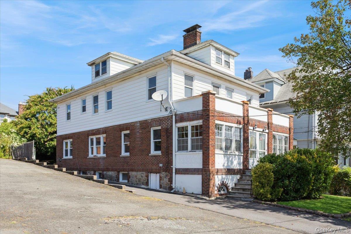 #1 photo, 7 Flower Street, 紐約州 New Rochelle , NY 10801