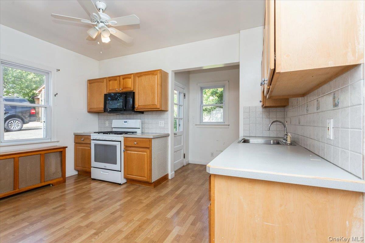 #12 photo, 7 Flower Street, 紐約州 New Rochelle , NY 10801