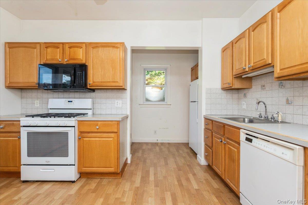 #15 photo, 7 Flower Street, 紐約州 New Rochelle , NY 10801