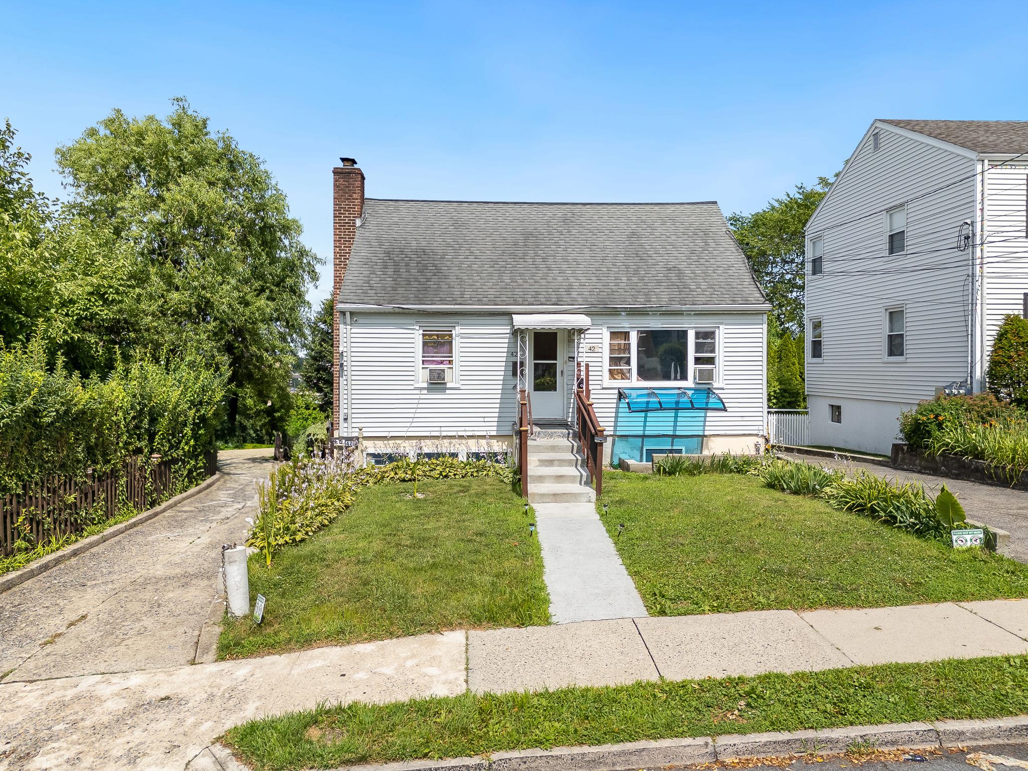 #1 photo, 42 Jefferson Avenue, White Plains , NY 10606