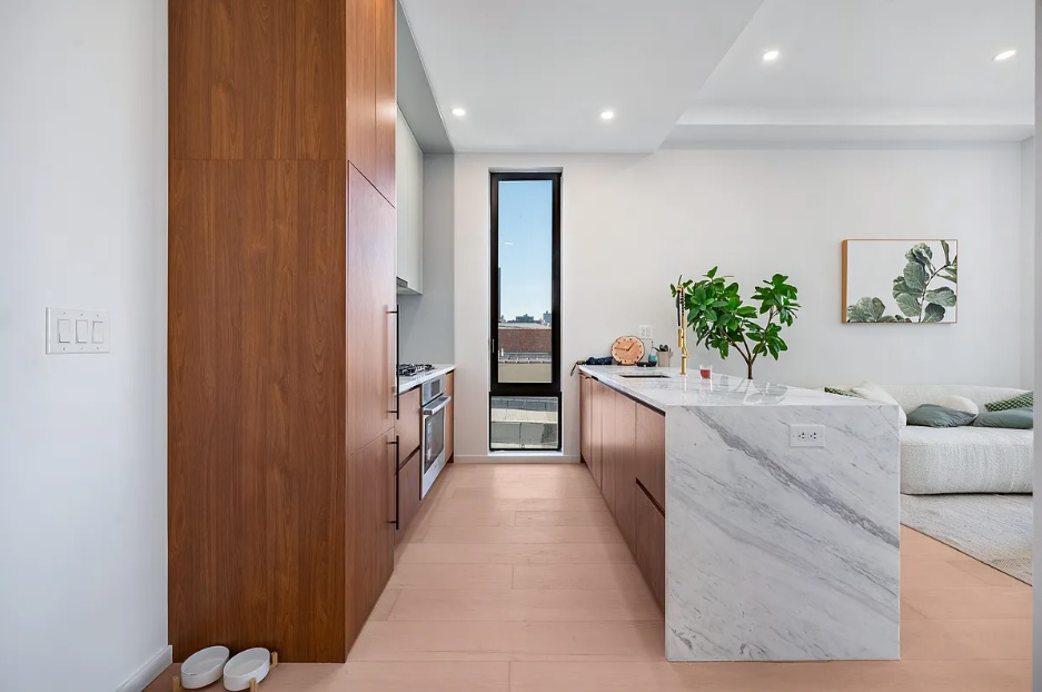 #1 photo, 31-16 21st Street, 皇后區 阿士多利亚 Astoria , NY 11106