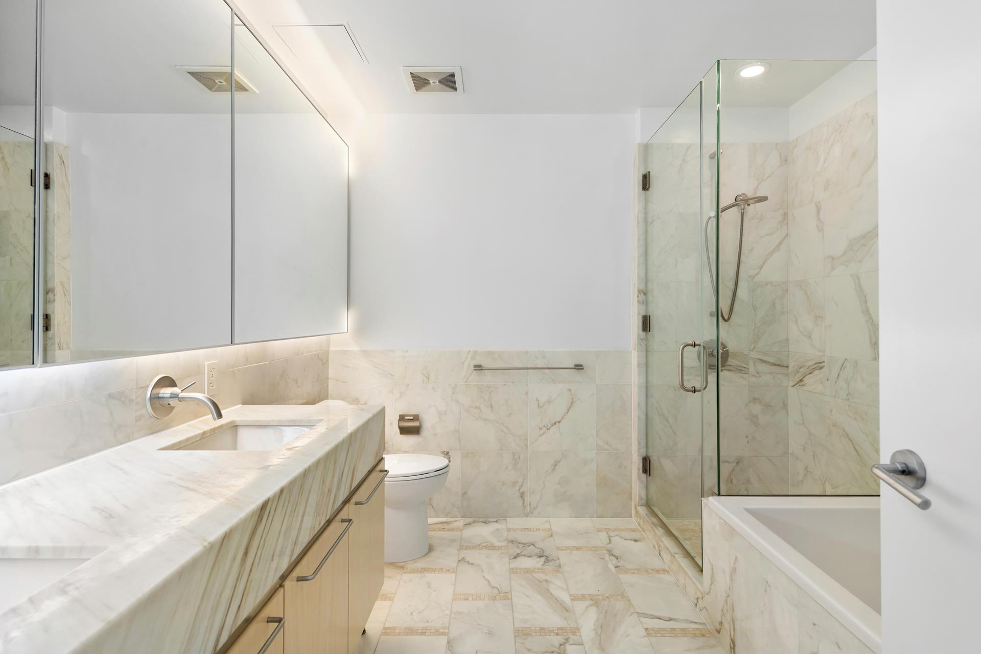 #9 photo, 200 CHAMBERS Street, マンハッタン Tribeca , NY 10007