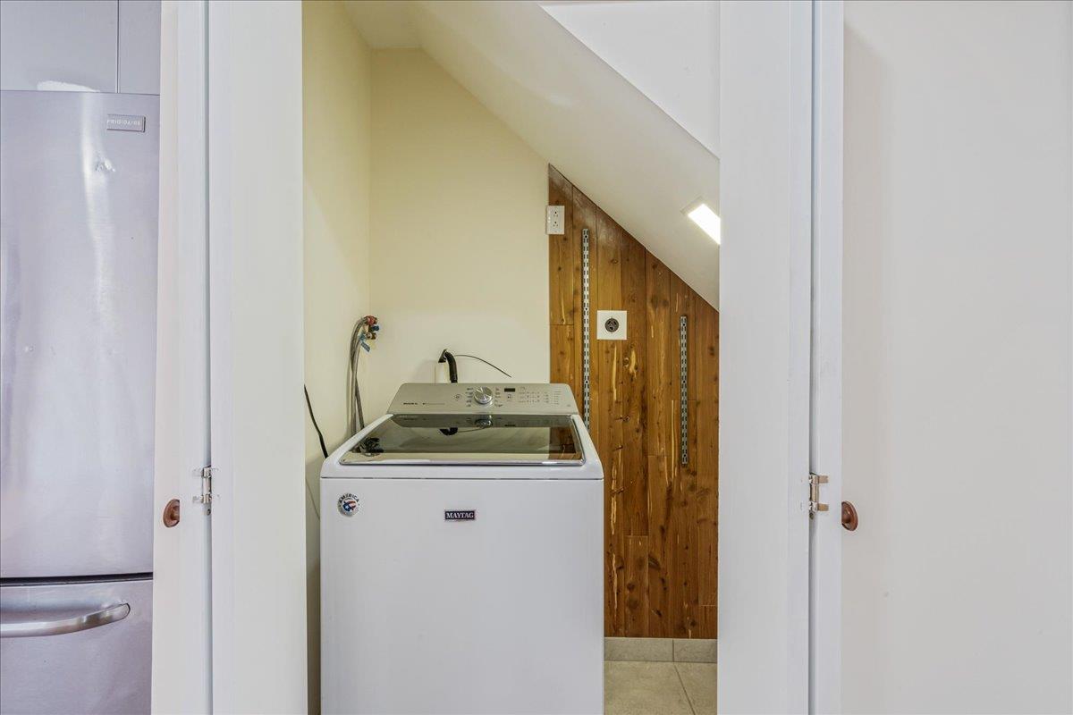 #15 photo, 53-26 61st Street, كوينز Maspeth , NY 11378