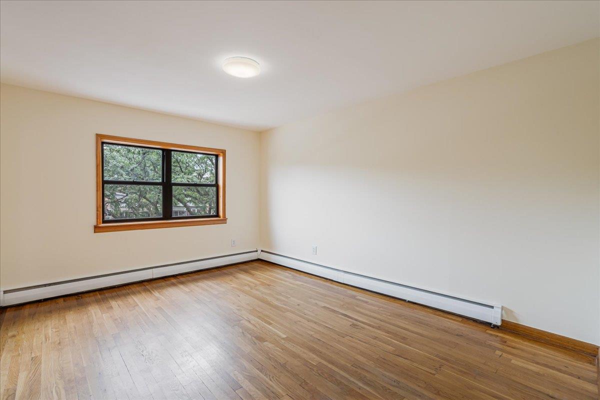 #16 photo, 53-26 61st Street, كوينز Maspeth , NY 11378