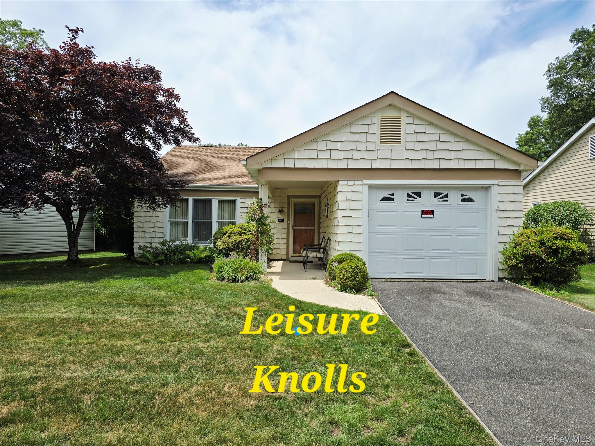 #1 photo, 201 Kingston Drive, Ridge , NY 11961