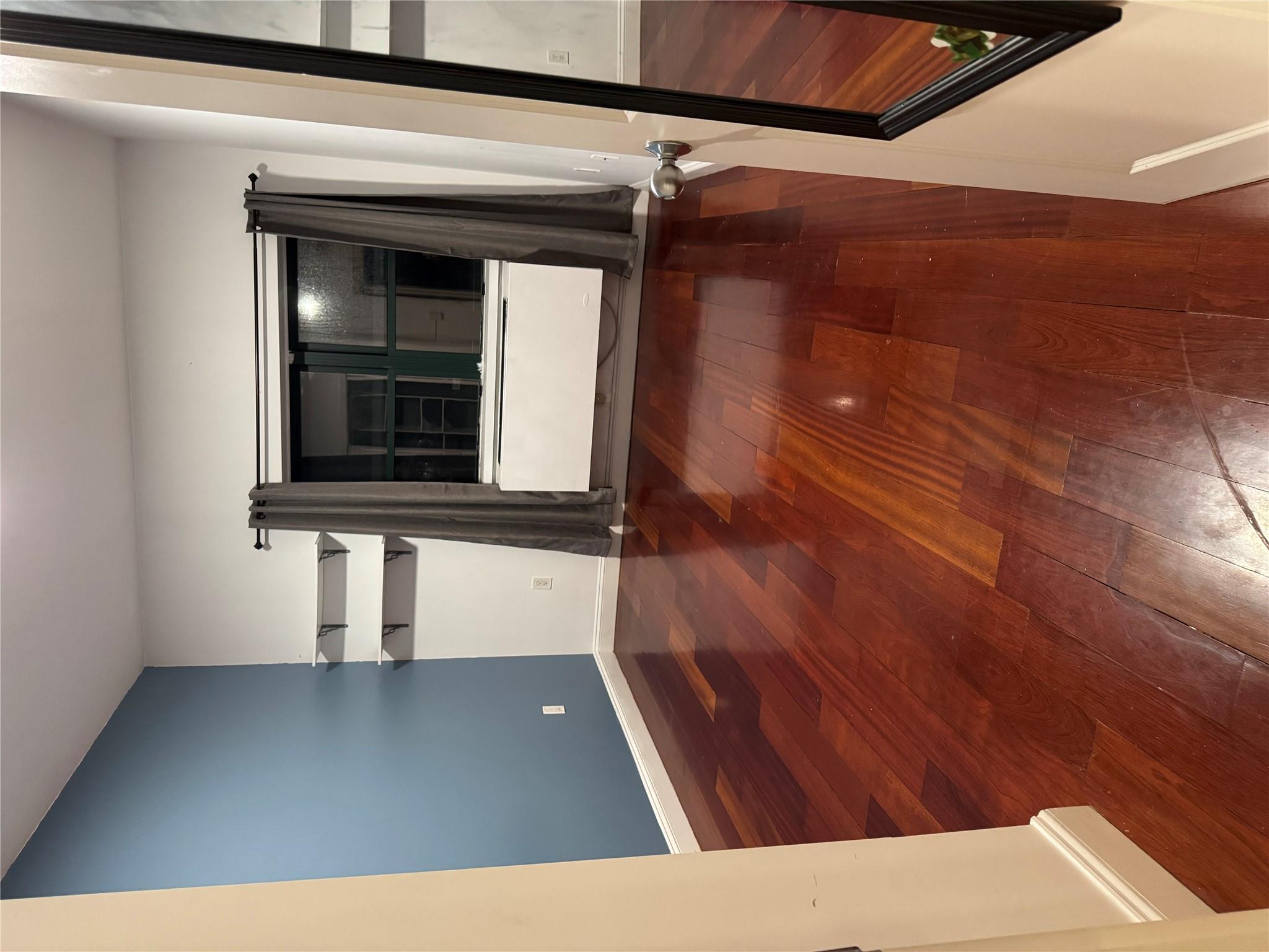 #4 photo, 143-41 84th Drive, クイーンズ区 Briarwood , NY 11435