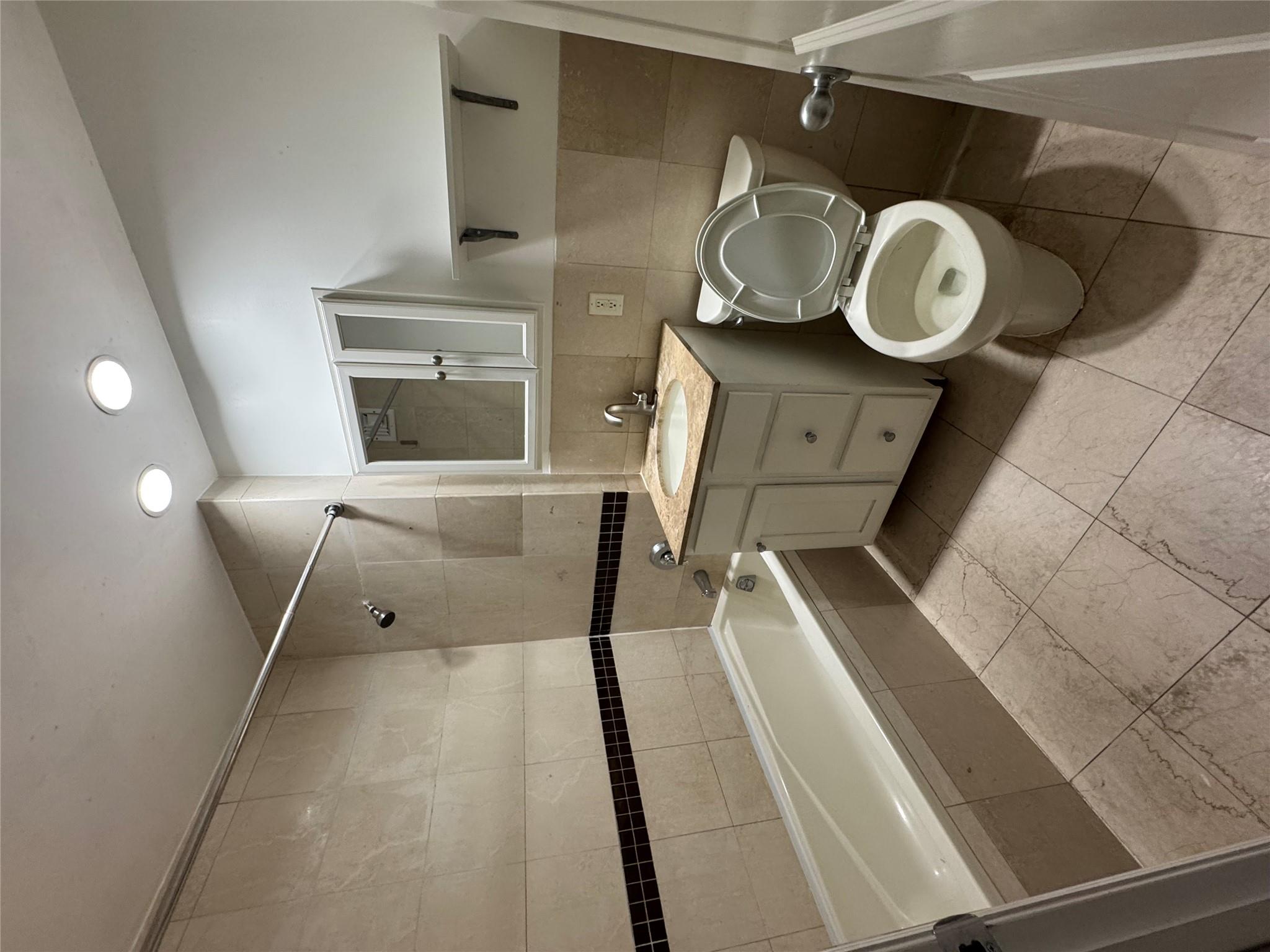 #5 photo, 143-41 84th Drive, クイーンズ区 Briarwood , NY 11435