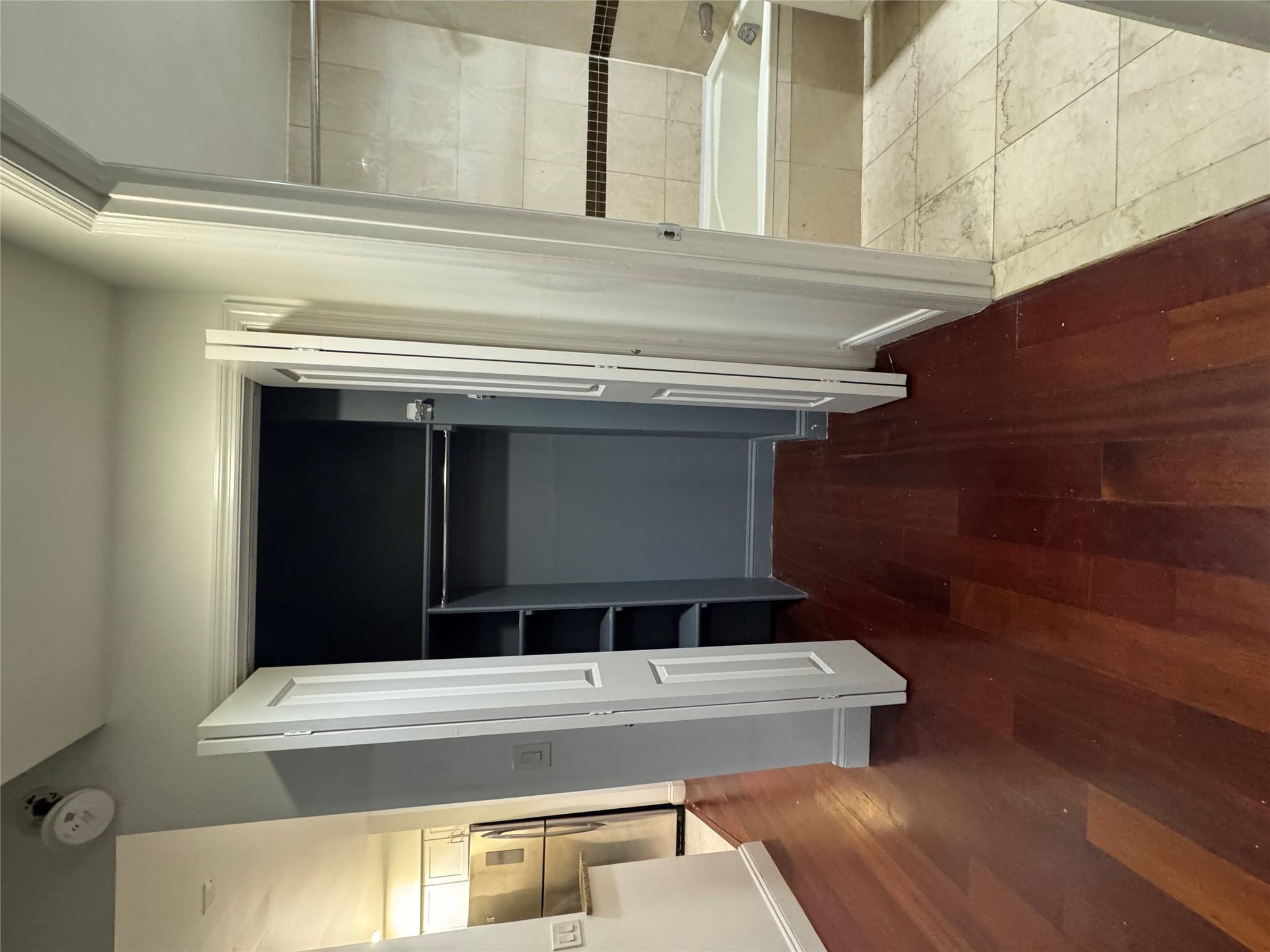 #6 photo, 143-41 84th Drive, クイーンズ区 Briarwood , NY 11435