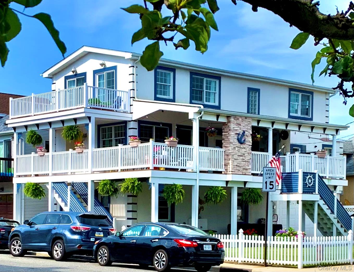 #1 photo, 103 Connecticut Avenue, ナッソー郡 Long Beach , NY 11561