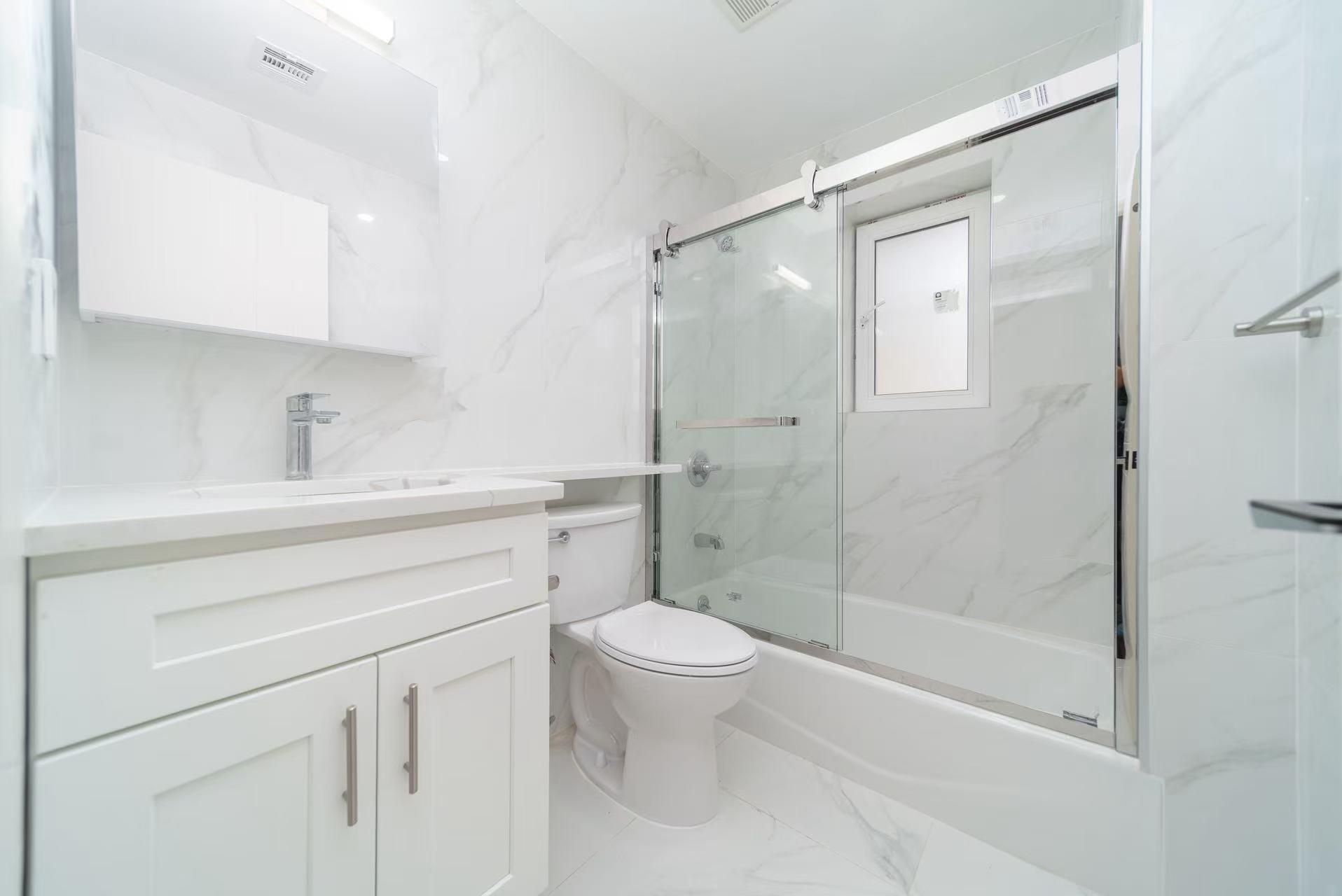 #12 photo, 150-28 17 Road, クイーンズ区 Whitestone , NY 11357