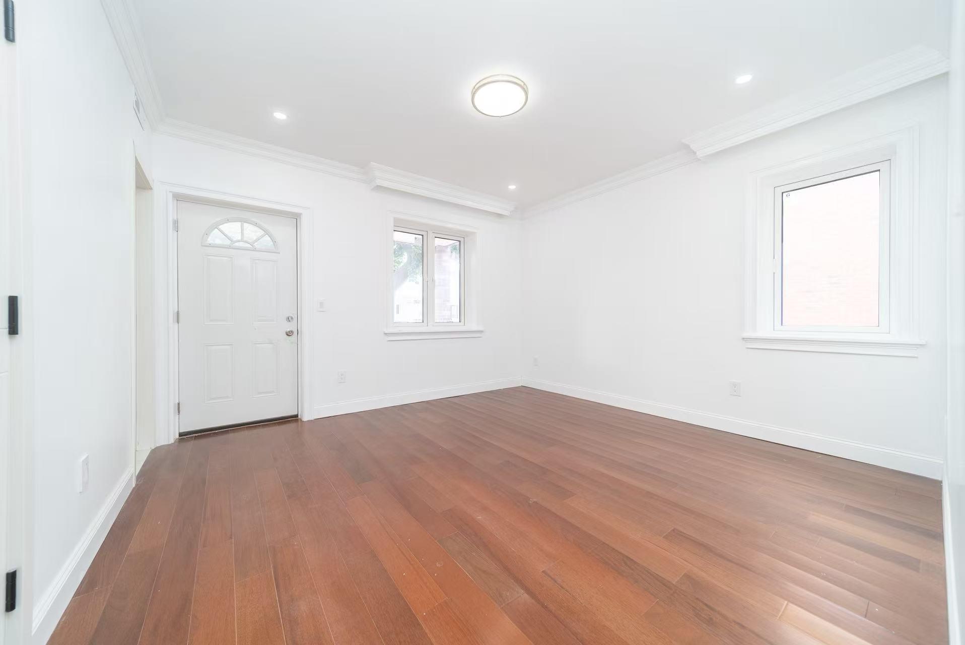 #15 photo, 150-28 17 Road, クイーンズ区 Whitestone , NY 11357