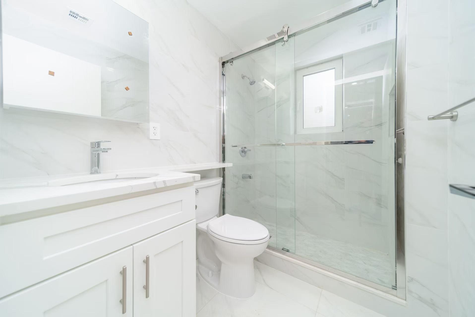 #17 photo, 150-28 17 Road, クイーンズ区 Whitestone , NY 11357