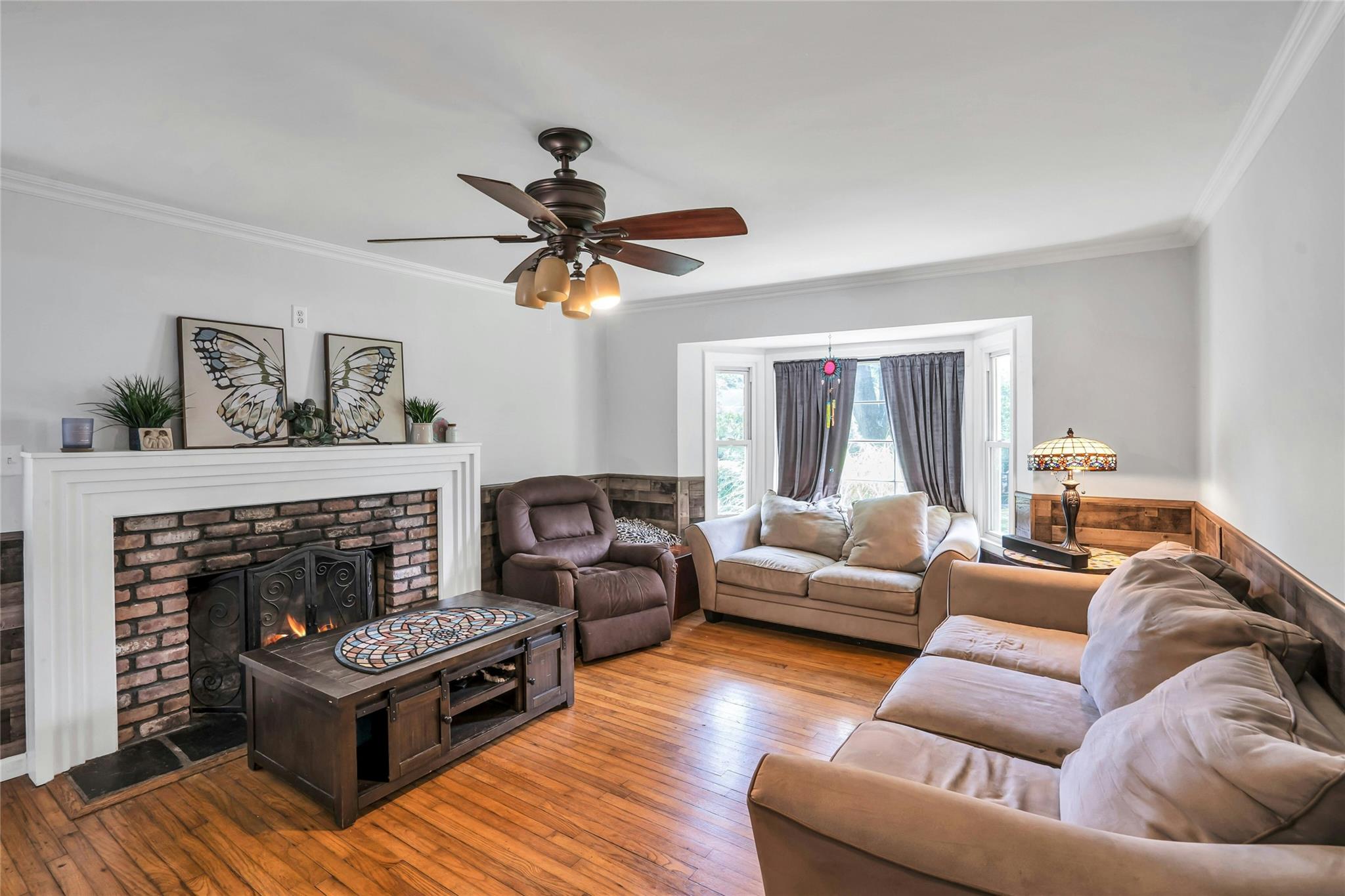 #4 photo, 11 Grove Avenue, 東長島 圣占士 Saint James , NY 11780