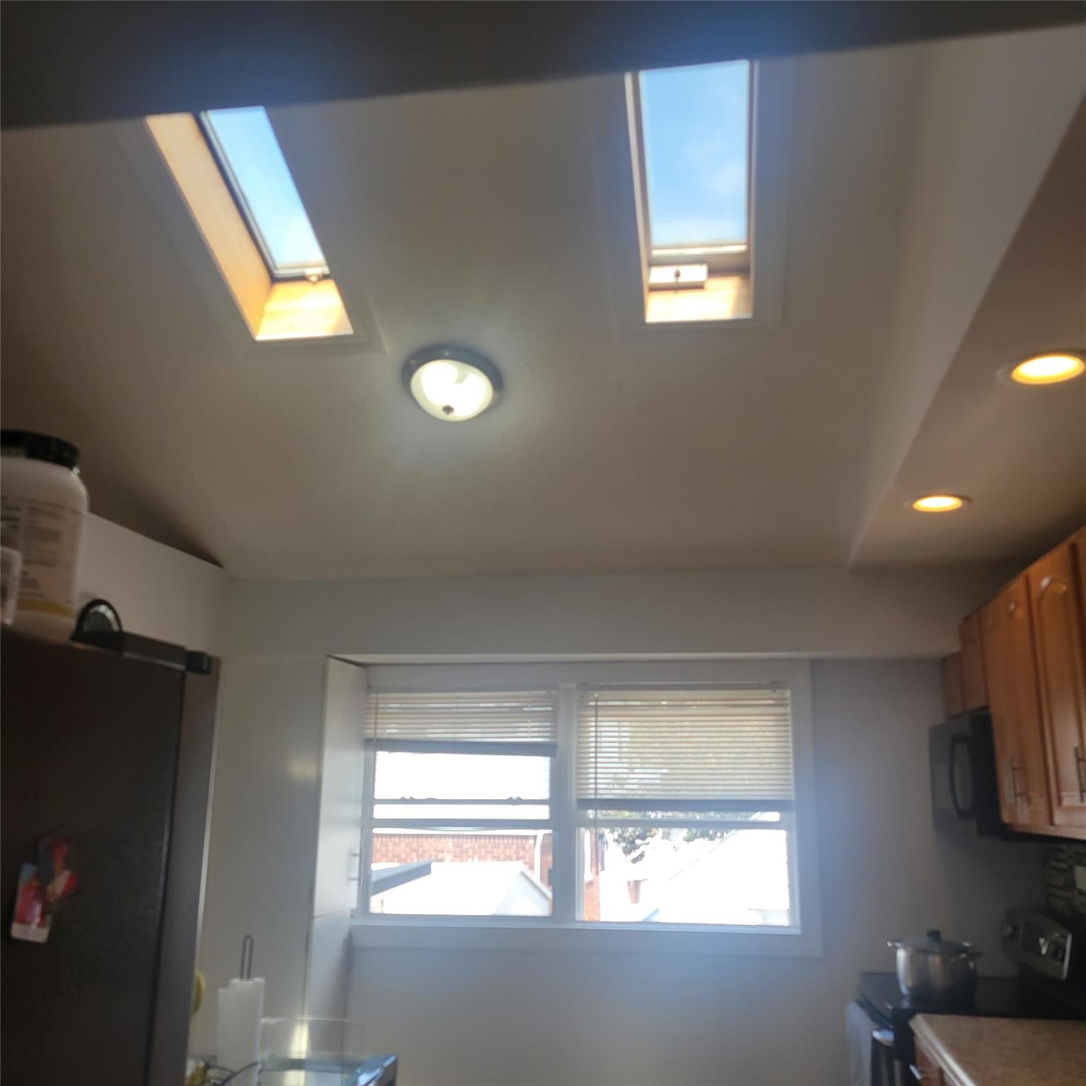 #15 photo, 5 Sportsmans Avenue, Freeport , NY 11520