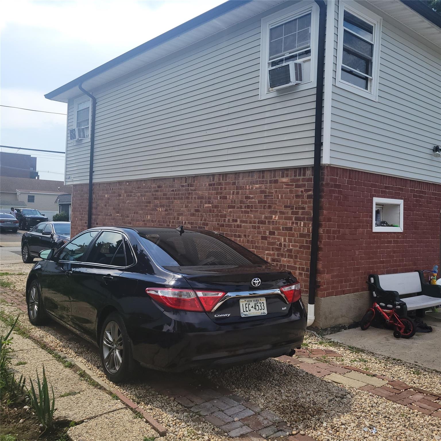 #6 photo, 5 Sportsmans Avenue, Freeport , NY 11520