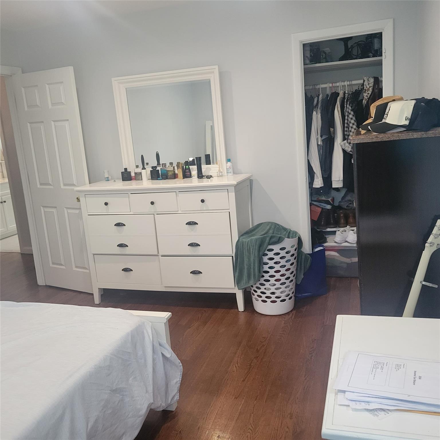 #8 photo, 5 Sportsmans Avenue, Freeport , NY 11520