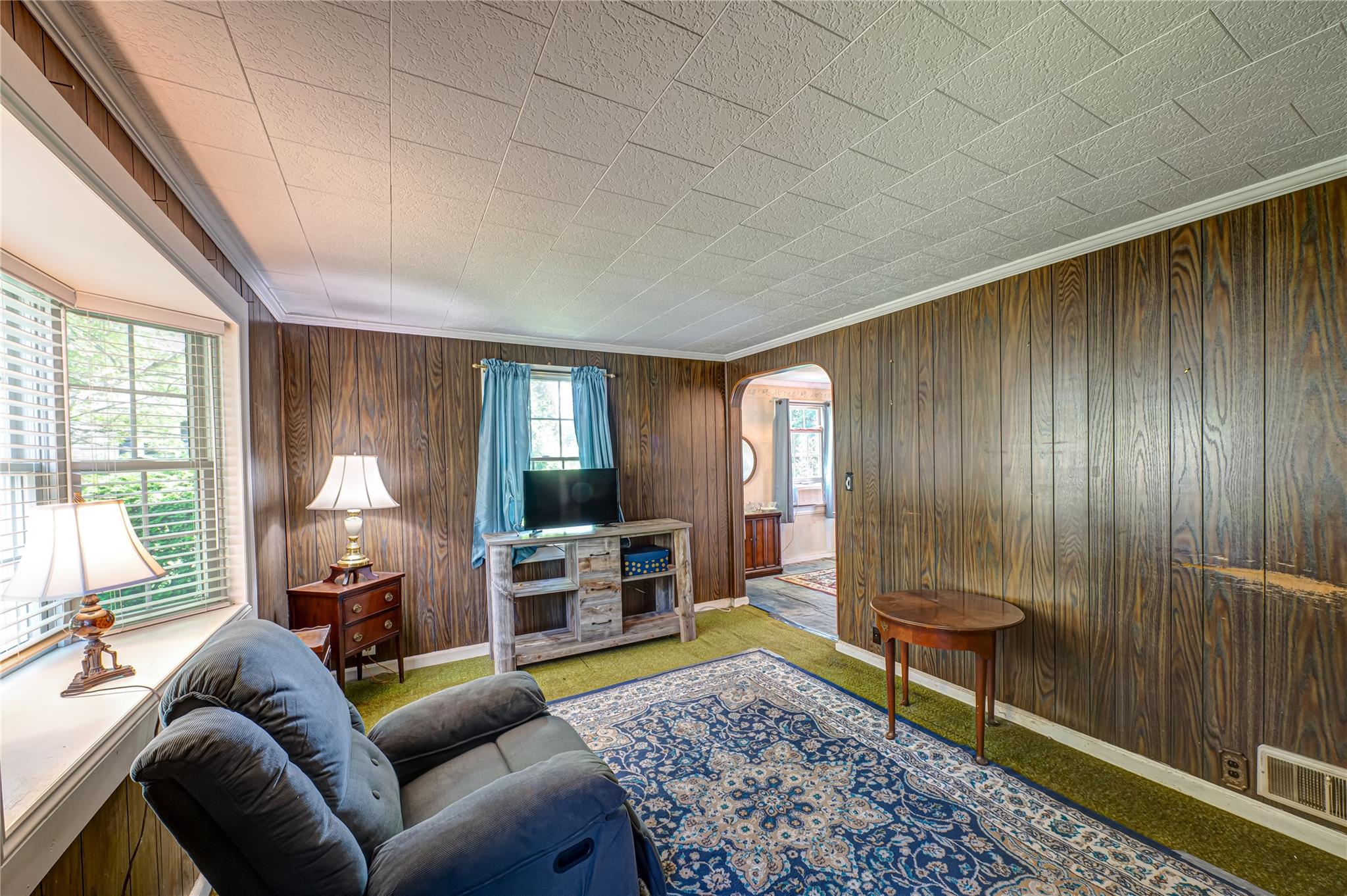 #9 photo, 44 Crestwood Drive, Huntington Station , NY 11746